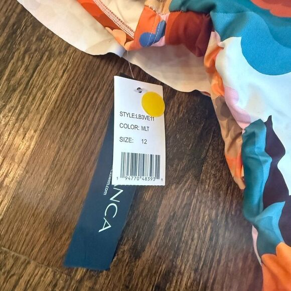 NWT La Blanca off shoulder one piece - Picture 7 of 7